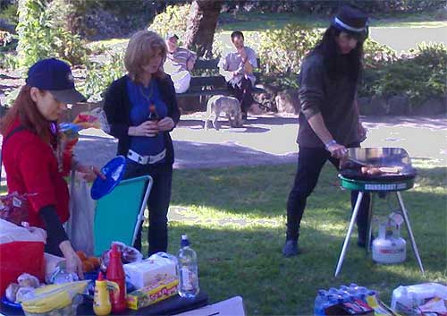 Prodos FOR Albert Park: Sausage Sizzle at St Vincent Gardens, Albert Park